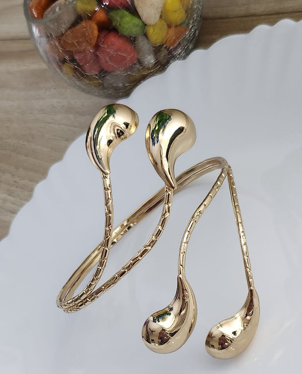 Trendy Drop Armcuff for women