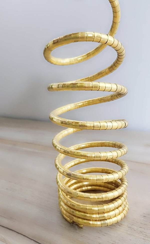 Beautiful spiral gold Tone Bangle set