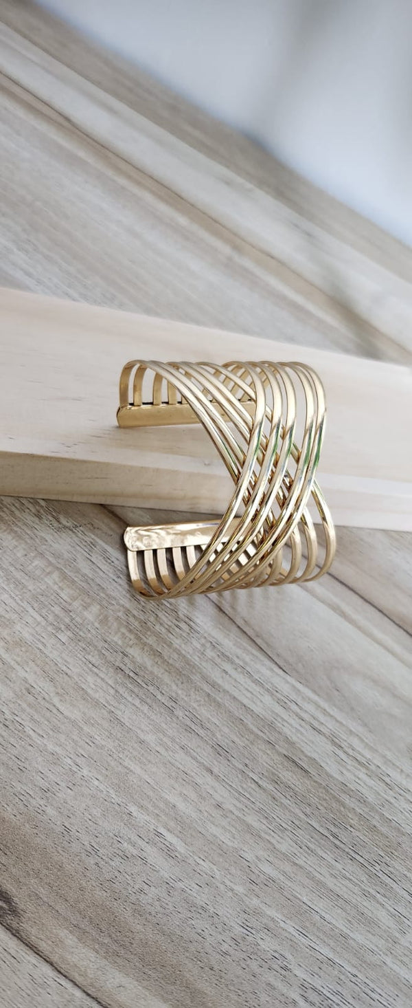 Unique trendy Layered handcuff for women