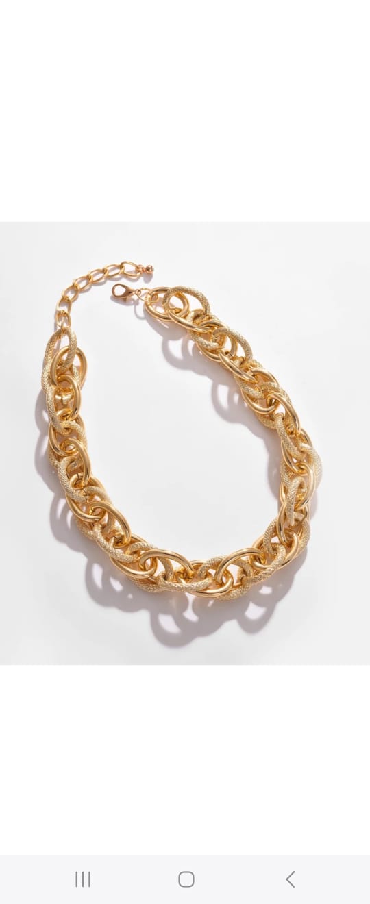 Trendy Twisted Necklace with Earrings 